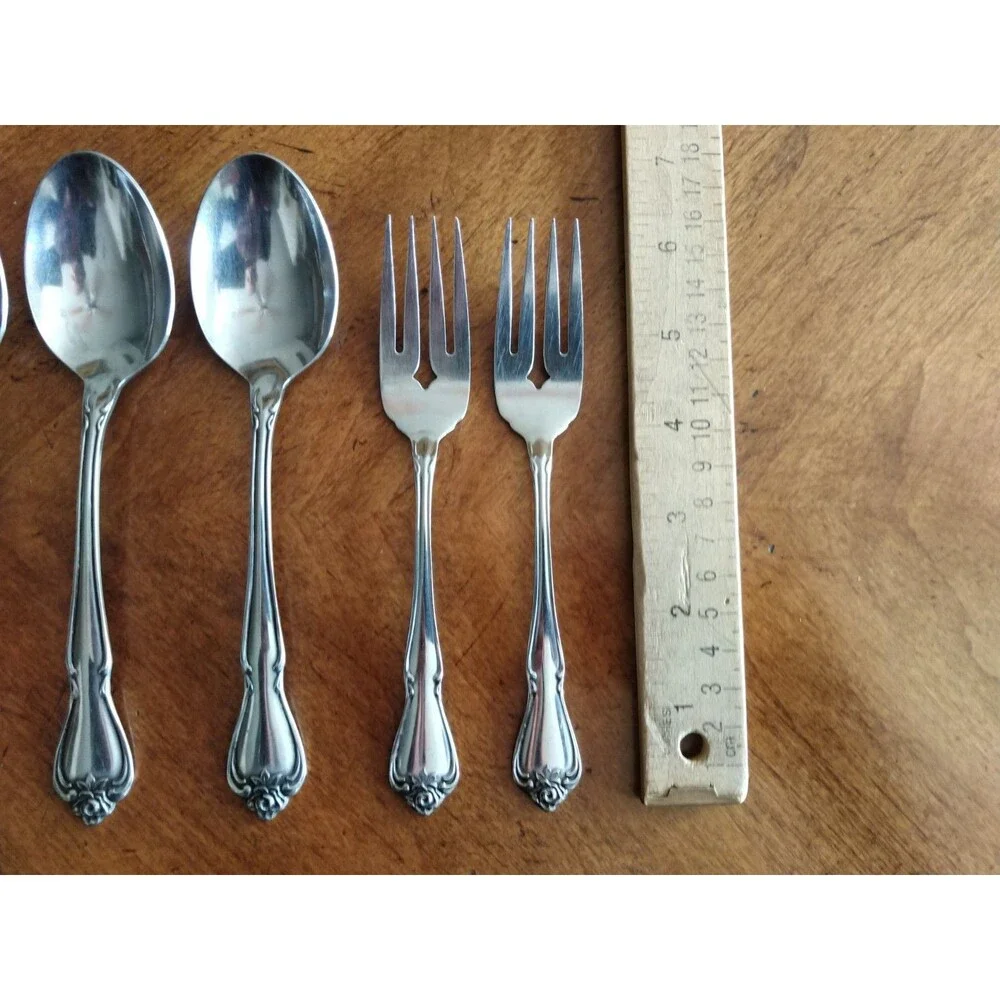1881 Rogers Oneida Ltd Arbor Rose True Rose Stainless: Lot 7 Table Spoon + Fork
